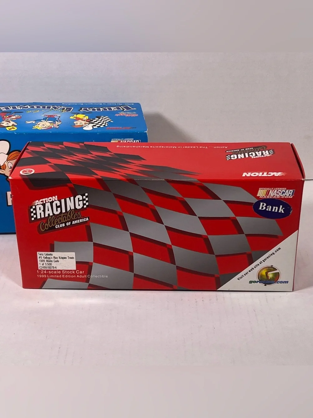 NASCAR Rice Krispies Treats Die Cast Car/Bank - Terry Labonte